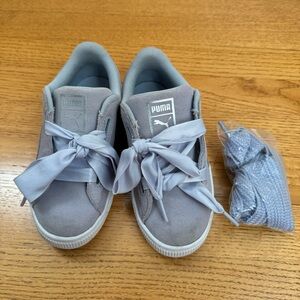 Puma Suede Heart Sneakers in soft lavender US 13